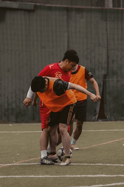 他不仅在攻